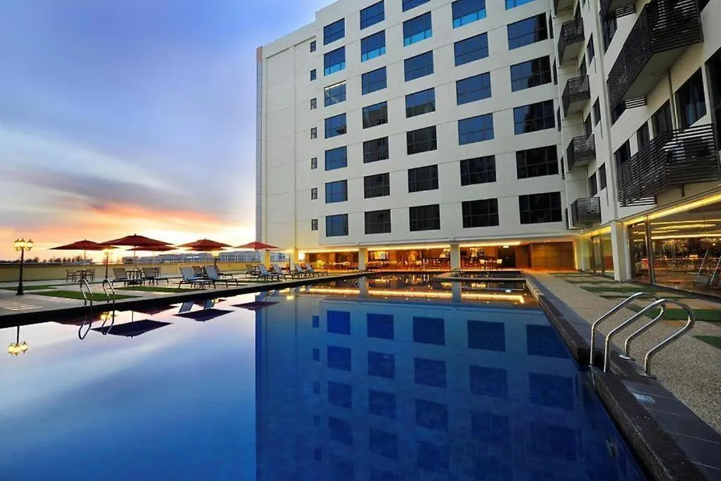 Royal Crown Scsp 957 Kk Cbd Near Imago Apartment Kota Kinabalu