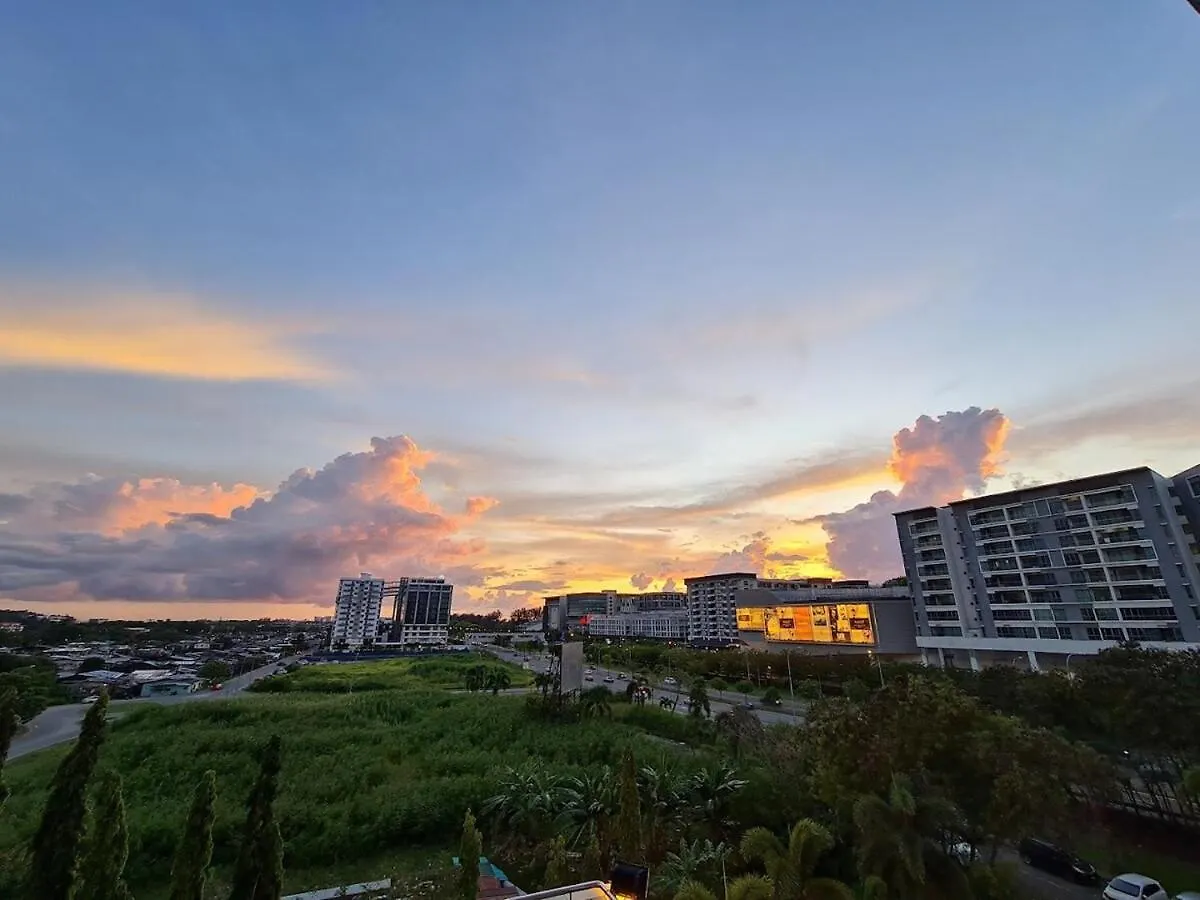 Royal Crown Scsp 957 Kk Cbd Near Imago Apartment Kota Kinabalu